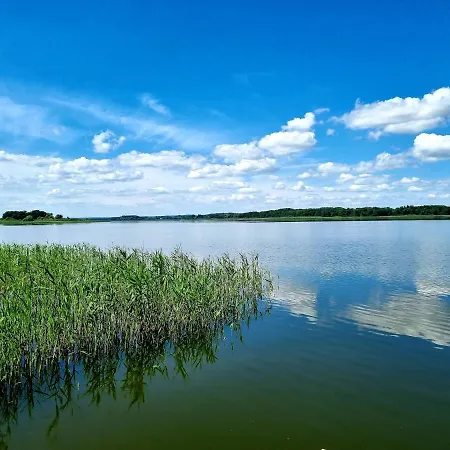 Bungalow Inkl. Boot Direkt Am See *